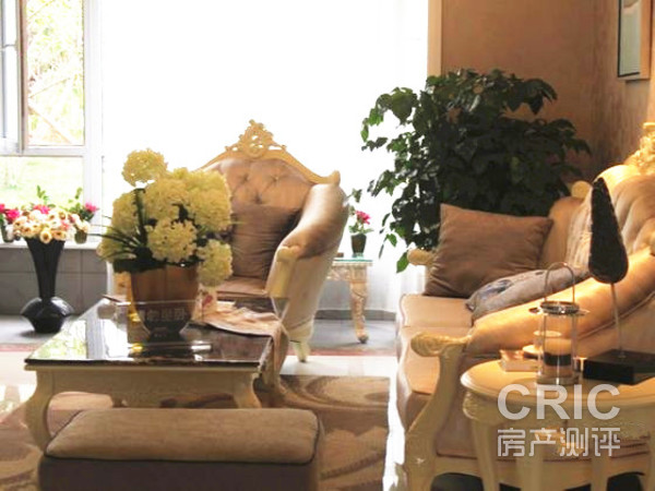 117平米A户型客厅样板间