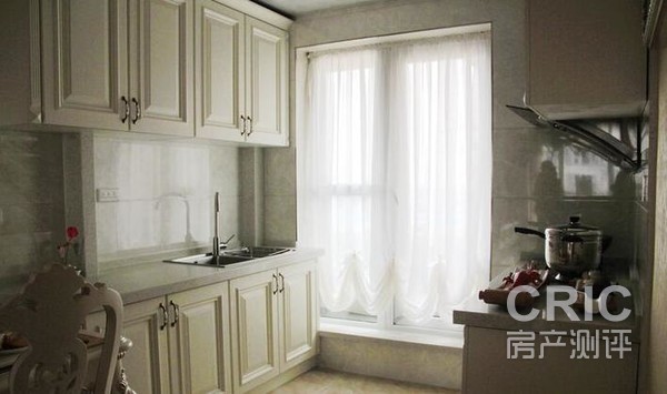 样板间厨房实拍图