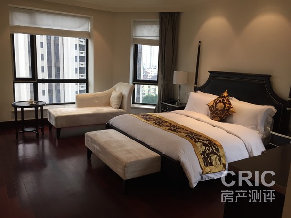 B户型样板间—主卧